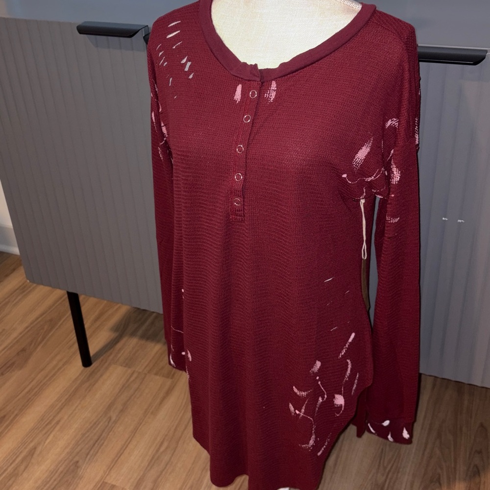 Long sleeve Destroyed Knit Top-Burgundy - Picture 6 of 9